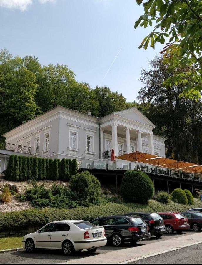 Central Marienbad Apartaments Екстериор снимка